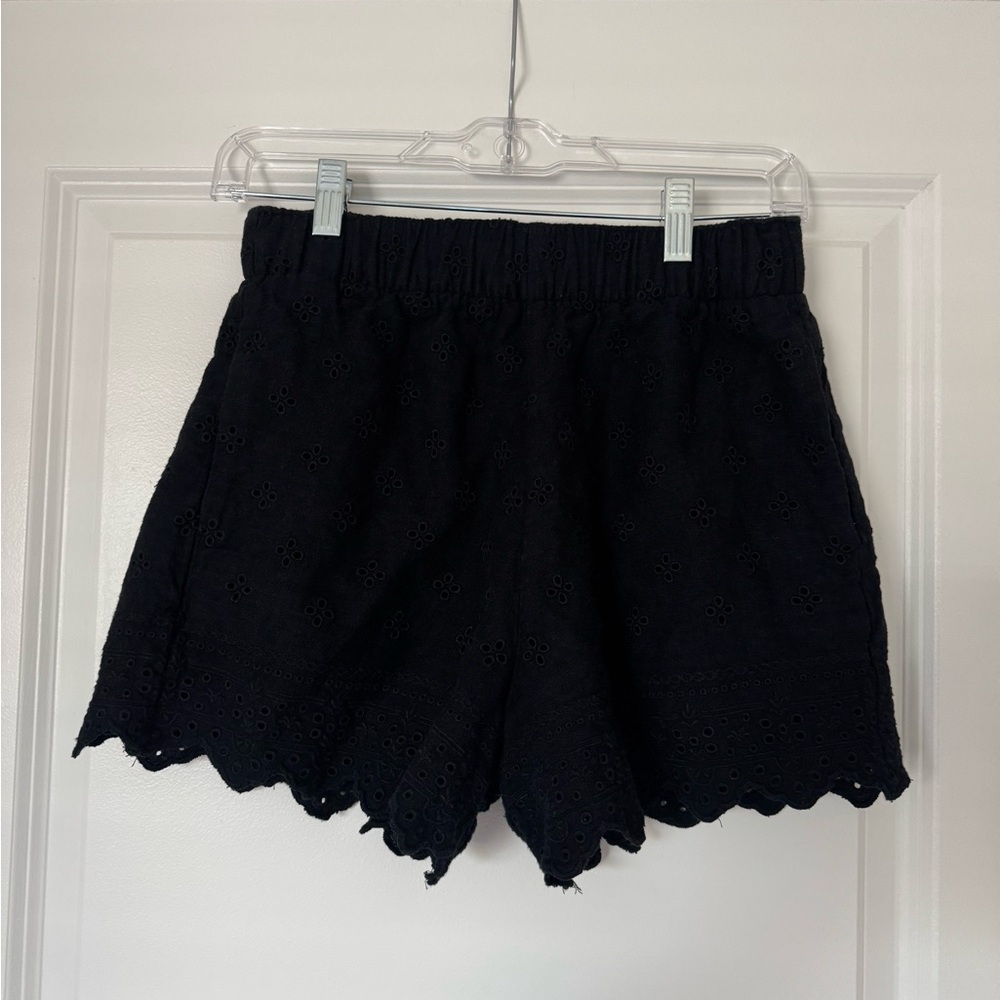 Black Abercrombie and Fitch Eyelet Women Shorts